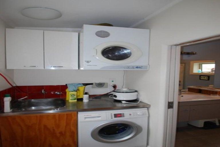 Photo of property in 36 Tiber Street, Island Bay, Wellington, 6023