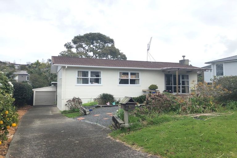 Photo of property in 6 Philip Place, Hillcrest, Auckland, 0627