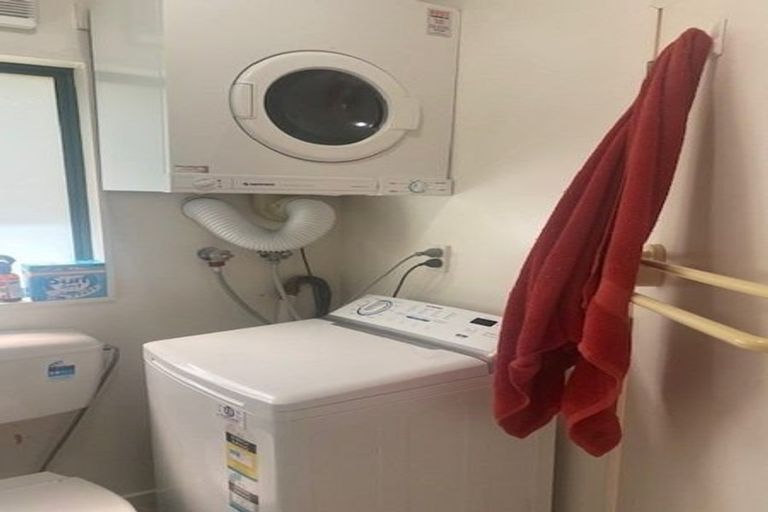 Photo of property in 3 Marewa Road, Hataitai, Wellington, 6021