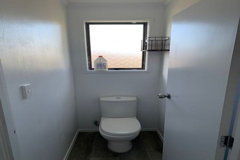 Photo of property in 41 Mcquarrie Avenue, Wattle Downs, Auckland, 2103