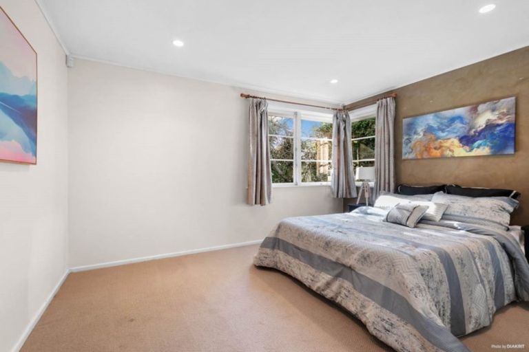 Photo of property in 43 Tirimoana Road, Te Atatu South, Auckland, 0602