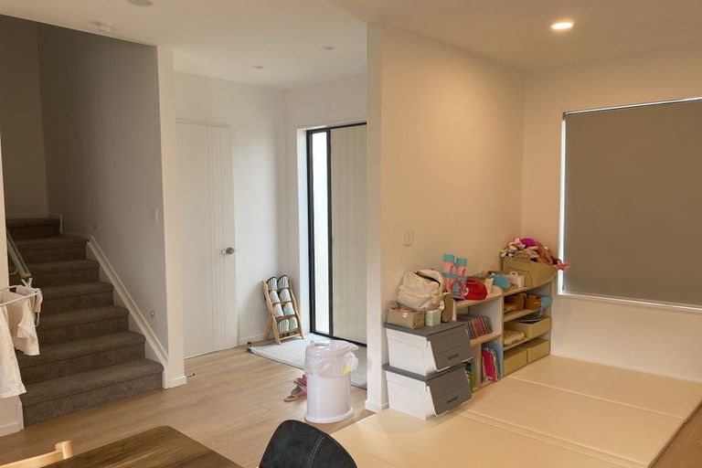 Photo of property in 24b Nikau Street, New Lynn, Auckland, 0600