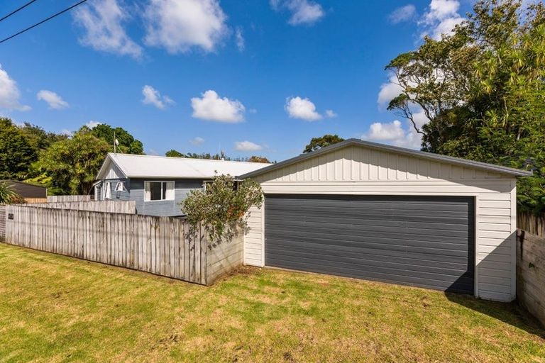 Photo of property in 98 Oxford Road, Okato, 4335