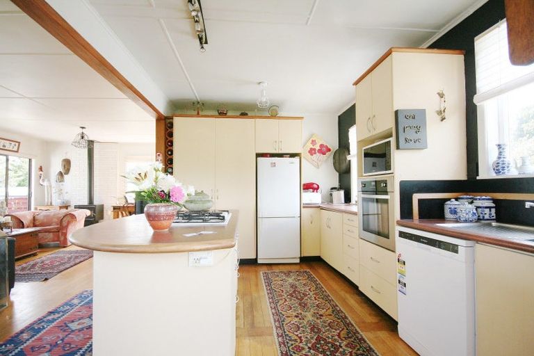 Photo of property in 504 Martyn Road, Whangamata, 3620