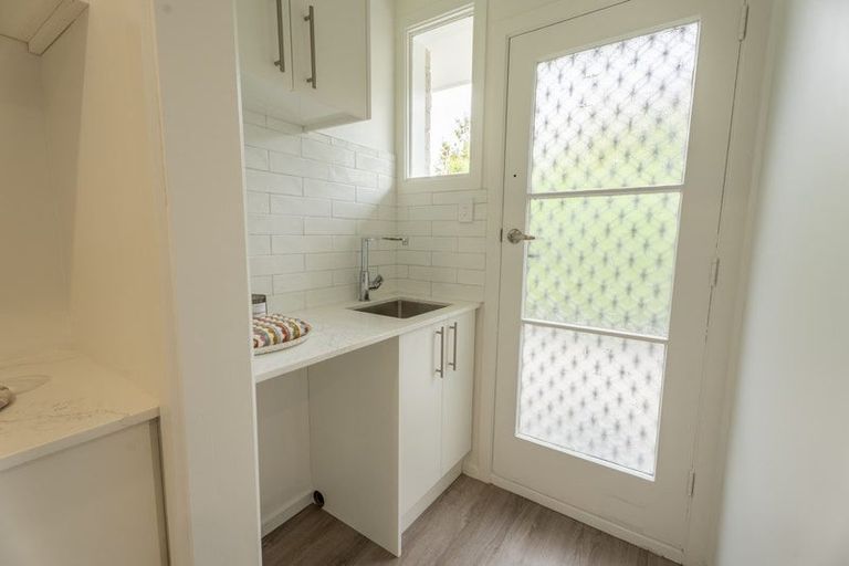 Photo of property in 2/367a Withells Road, Avonhead, Christchurch, 8042