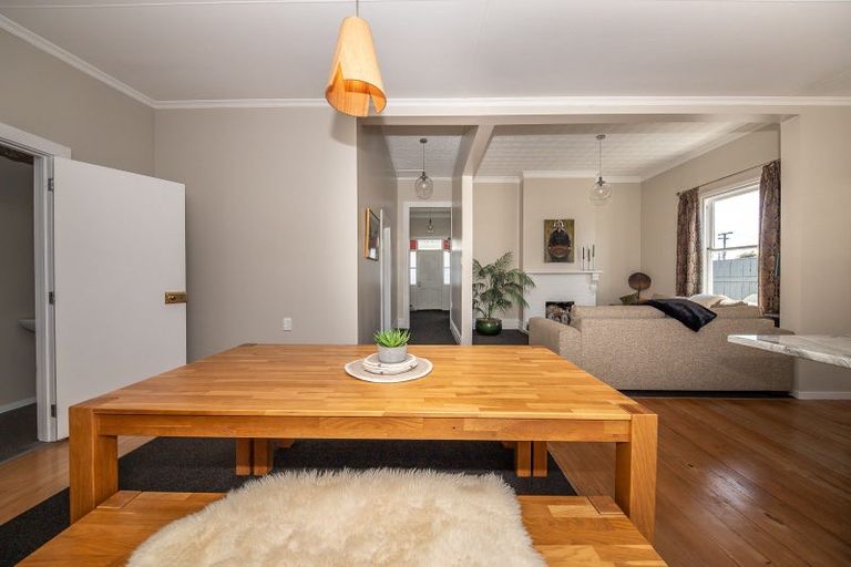 Photo of property in 25 Queen Street, Westport, 7825