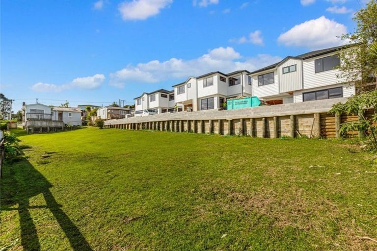 Photo of property in 145 Rosier Road, Glen Eden, Auckland, 0602