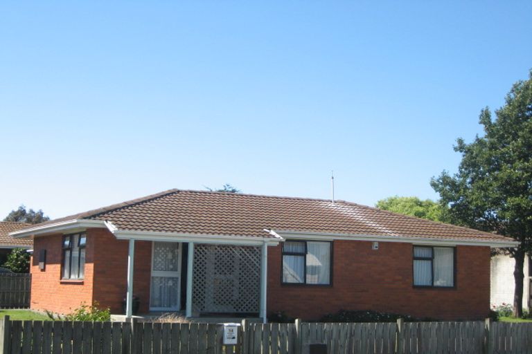 Photo of property in 14 Arcon Drive, Broomfield, Christchurch, 8042