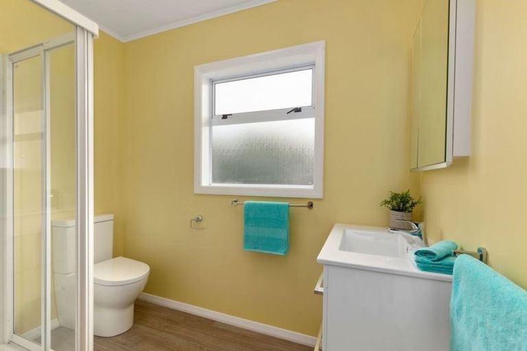 Photo of property in 18 Heath Street, Wainuiomata, Lower Hutt, 5014