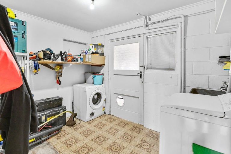 Photo of property in 300 Malfroy Road, Pomare, Rotorua, 3015