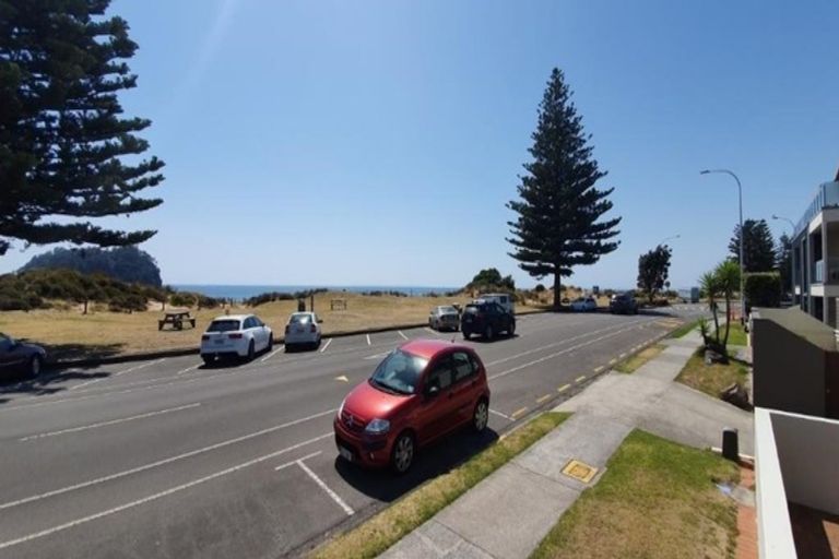 Photo of property in 45 Marine Parade, Mount Maunganui, 3116