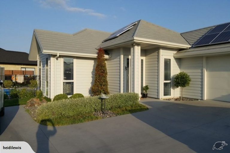 Photo of property in 32 Mike Smith Drive, Cambridge, 3434