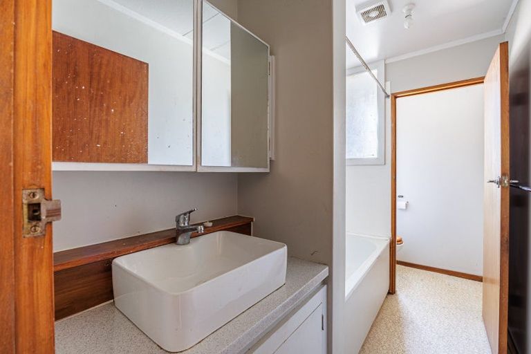 Photo of property in 1/702 Grays Road, Mahora, Hastings, 4120