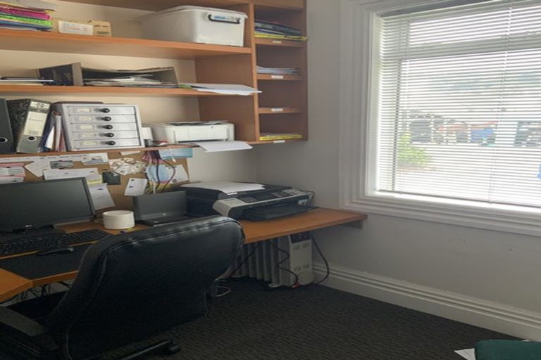 Photo of property in 35 Humber Street, Island Bay, Wellington, 6023