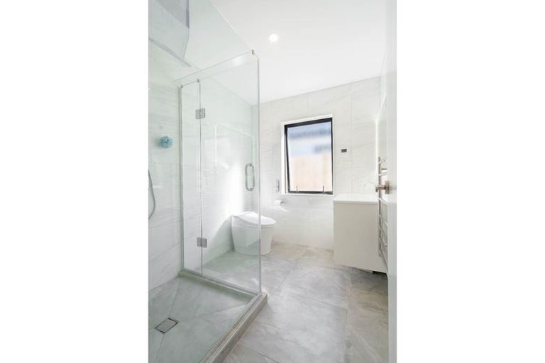 Photo of property in 3 Silver Beech Street, Takanini, 2110