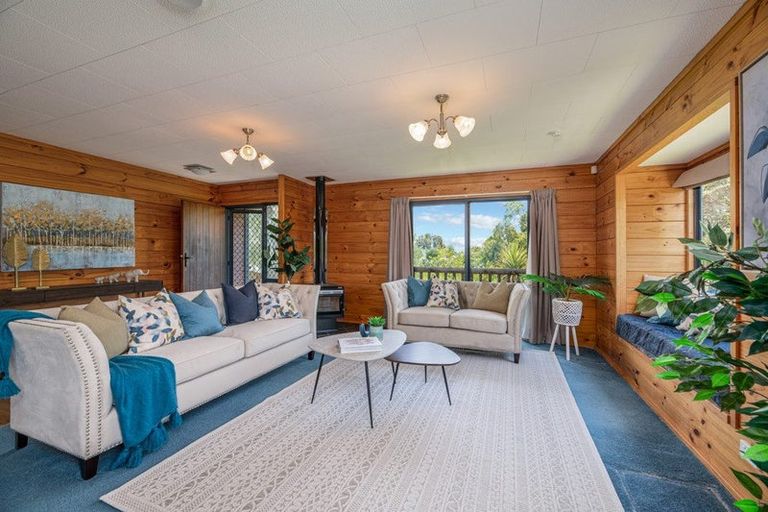 Photo of property in 96b Rosier Road, Glen Eden, Auckland, 0602