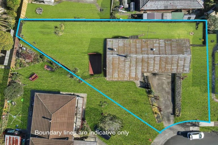 Photo of property in 44 Miltonia Avenue, Te Atatu South, Auckland, 0610