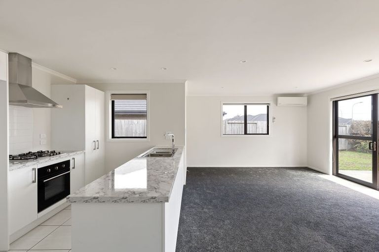 Photo of property in 9 Manawaroa Close, Grandview Heights, Hamilton, 3200