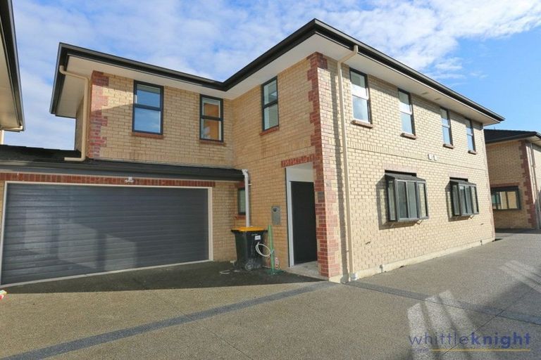 Photo of property in 16 George Street, Riccarton, Christchurch, 8041