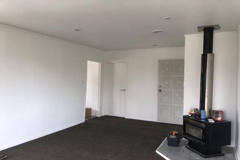 Photo of property in 7 Maroubra Place, Botany Downs, Auckland, 2010