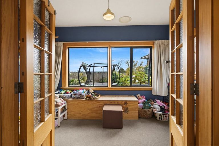 Photo of property in 61 Upper Ure Street, South Hill, Oamaru, 9400