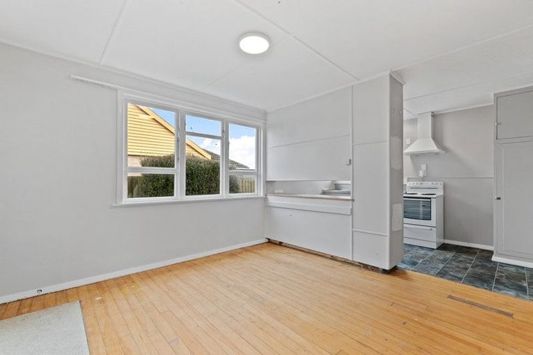 Photo of property in 30 Paddington Street, Northcote, Christchurch, 8052