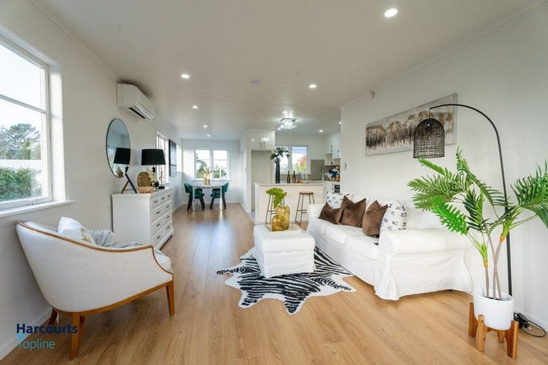 Photo of property in 96 Rosier Road, Glen Eden, Auckland, 0602