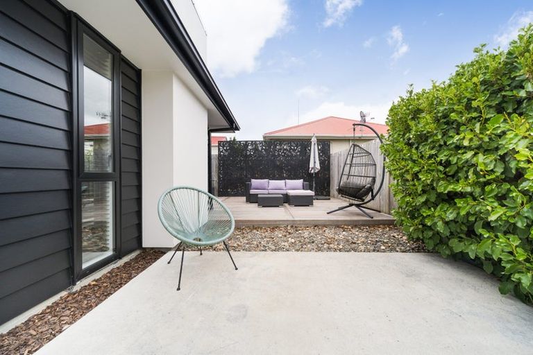 Photo of property in 6 Ngaio Street, West End, Palmerston North, 4412