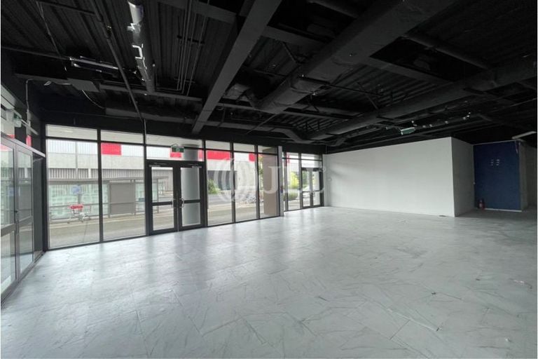 Photo of property in 1 Gallipoli Place, Flat Bush, Auckland, 2019