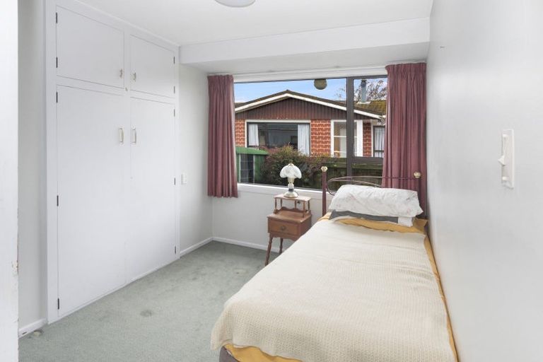Photo of property in 6 Tulloch Place, Papanui, Christchurch, 8052