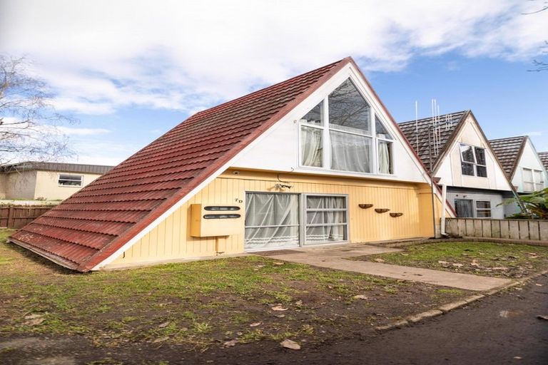 Photo of property in 7d June Place, Hamilton East, Hamilton, 3216