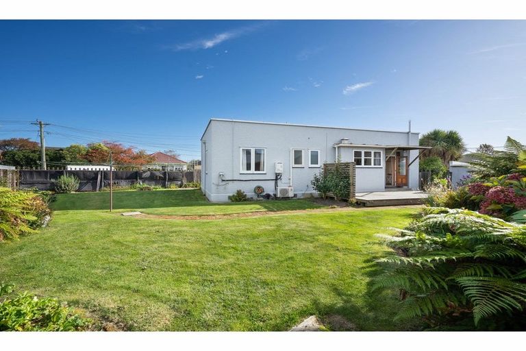 Photo of property in 12 Mccombs Street, Somerfield, Christchurch, 8024