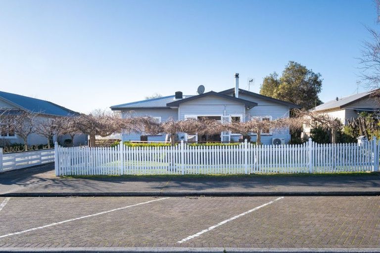 Photo of property in 5 Moeller Street, Taradale, Napier, 4112