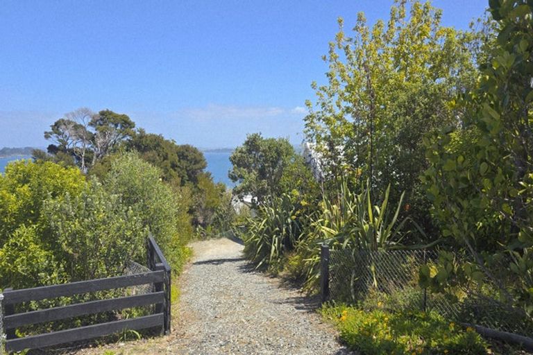 Photo of property in 3 Hall Head Road, Kawau Island, 0920