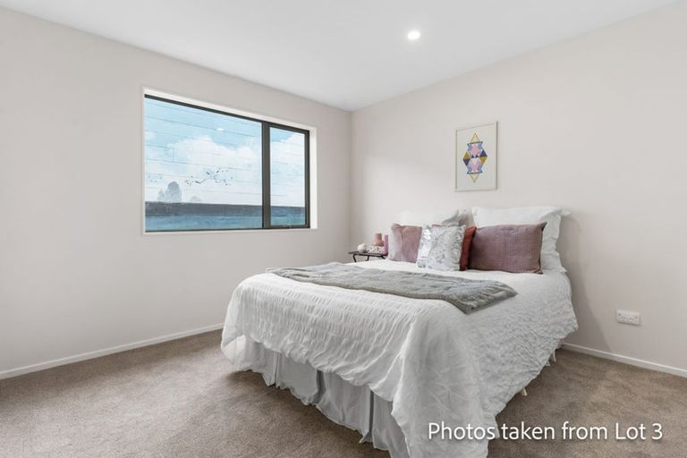 Photo of property in 1a Stottholm Road, Titirangi, Auckland, 0604