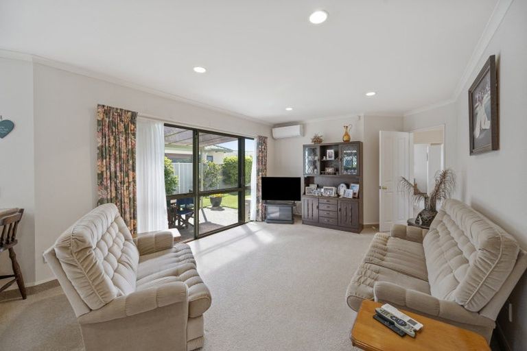 Photo of property in 9 Beaufort Place, Taradale, Napier, 4112