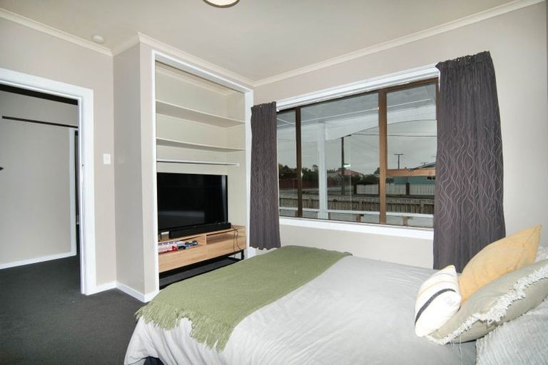 Photo of property in 91 Derby Street, Westport, 7825