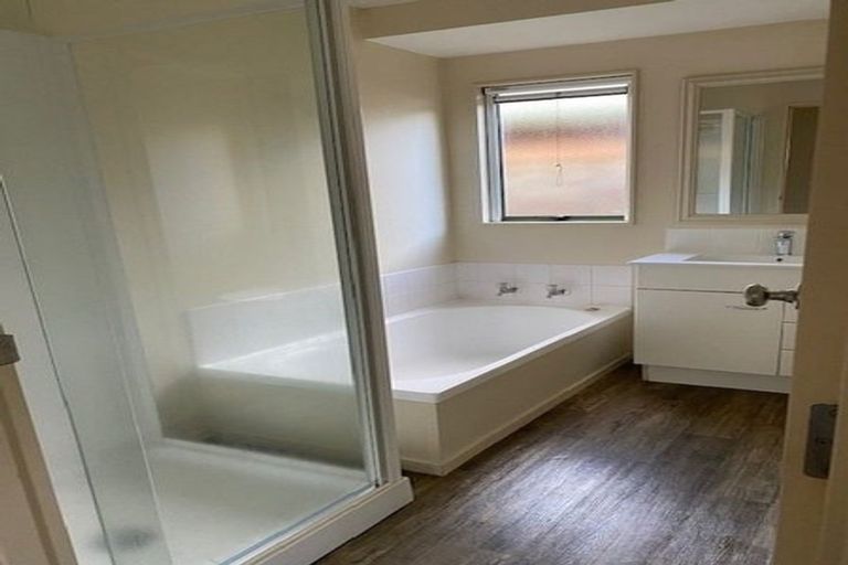 Photo of property in 1b Lagoon Place, Poike, Tauranga, 3112