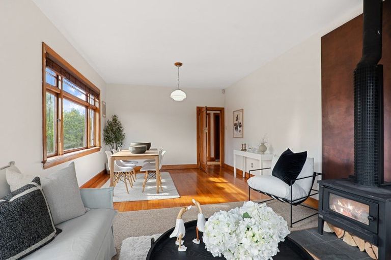 Photo of property in 9 Reeves Road, Opawa, Christchurch, 8023