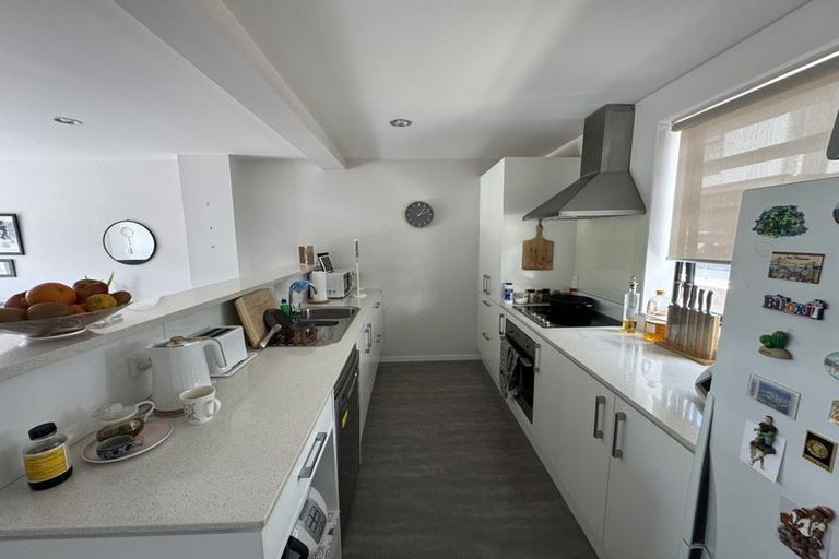 Photo of property in 4 Mangrove Lane, Albany Heights, Auckland, 0632