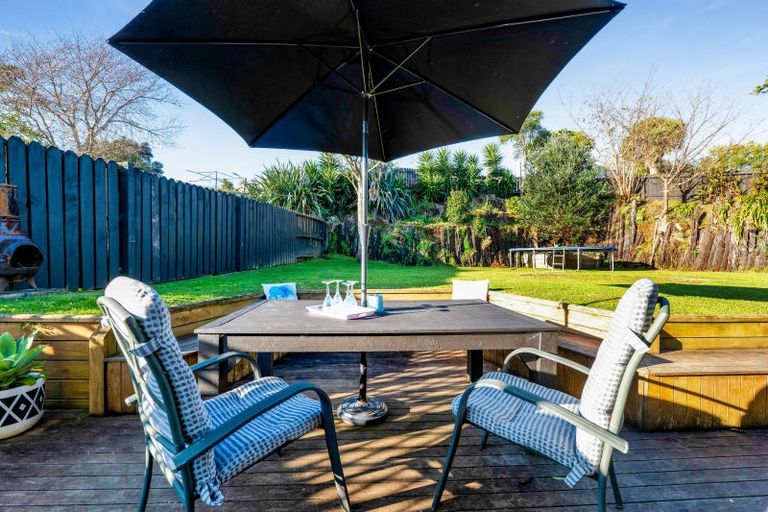 Photo of property in 5 Hobart Drive, Spotswood, New Plymouth, 4310