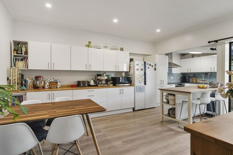 Photo of property in 18 Alma Street, Saint Kilda, Dunedin, 9012