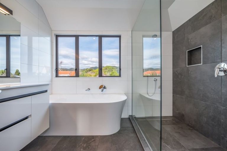 Photo of property in 62a Hautana Street, Woburn, Lower Hutt, 5010