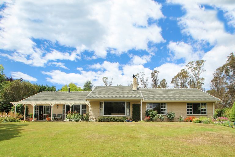 Photo of property in 243 Homestead Road, Weston, Oamaru, 9491