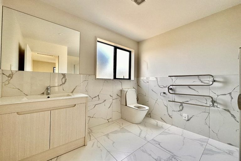 Photo of property in 20a Finlayson Avenue, Clendon Park, Auckland, 2103