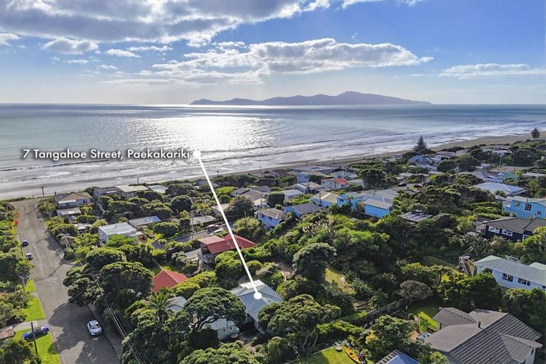 Photo of property in 7 Tangahoe Street, Paekakariki, 5034