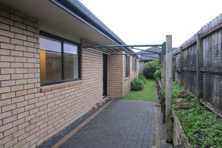 Photo of property in 128 Kilkenny Drive, East Tamaki Heights, Auckland, 2016