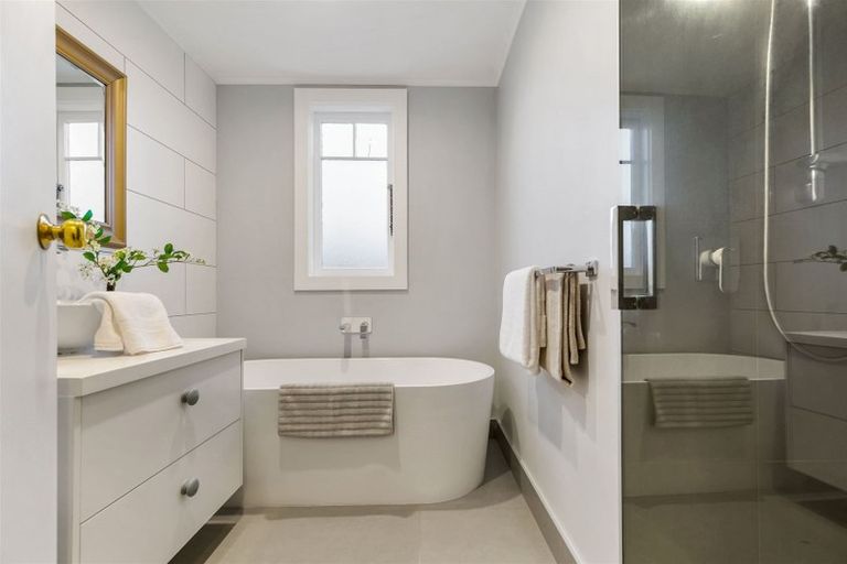 Photo of property in 23 Brandon Road, Glen Eden, Auckland, 0602
