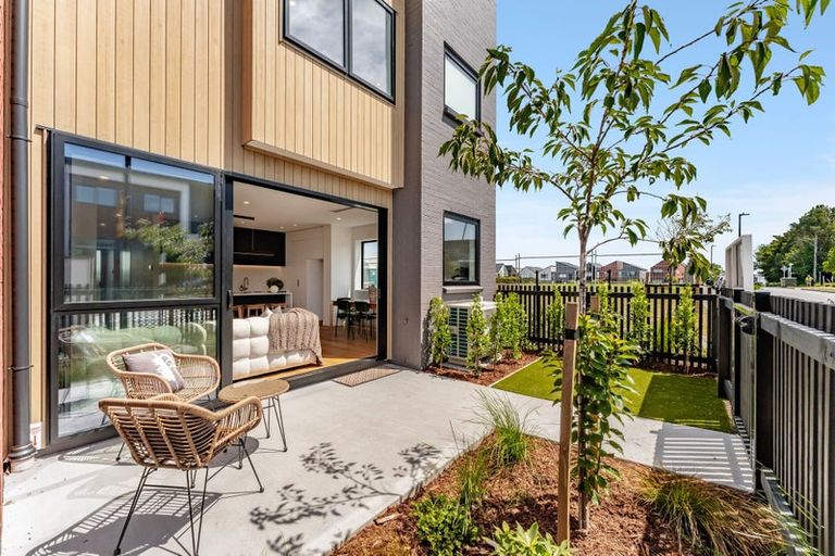 Photo of property in 26 Campbell Place, Marton, 4710