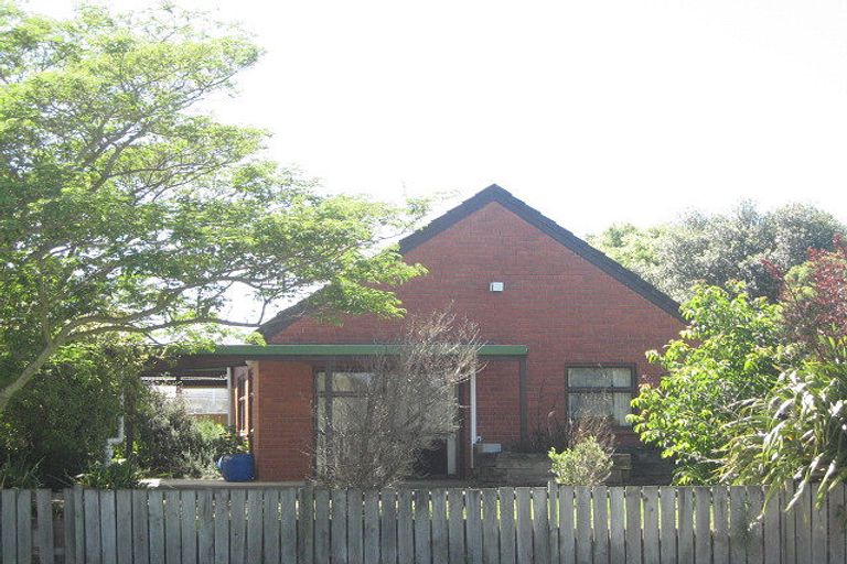 Photo of property in 12 Arcon Drive, Broomfield, Christchurch, 8042